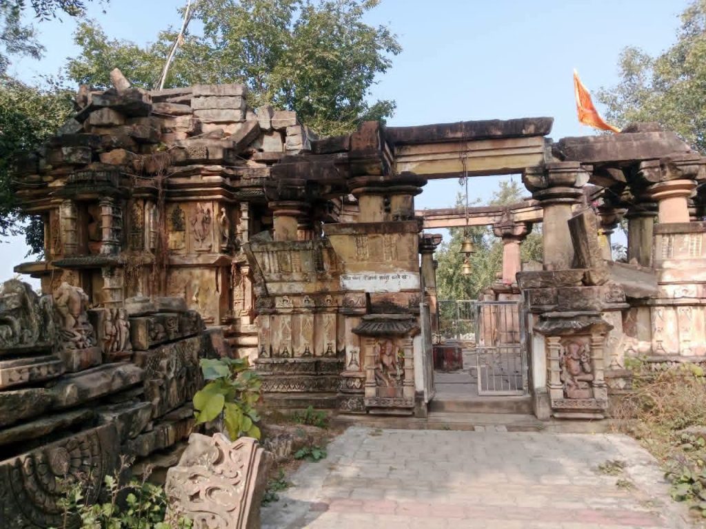 खंडहरों में छिपा चित्रकूट का सोमनाथ… अब खुलेगा सदियों पुरानी विरासत का राज